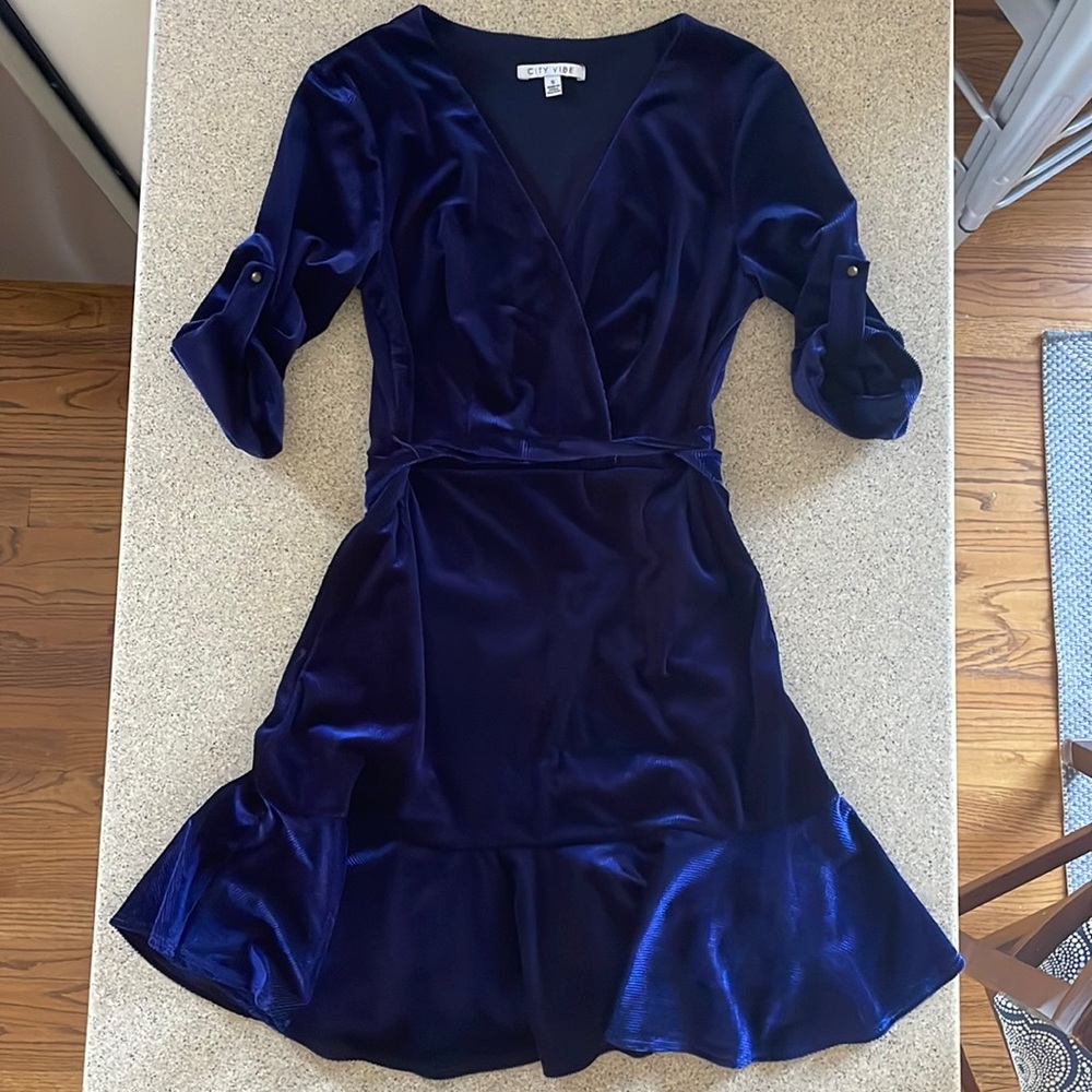 Elegant Navy Blue Wrap Dress